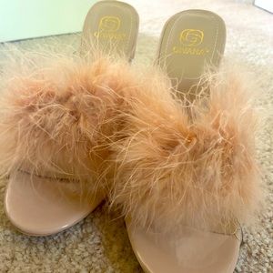 Feathered light pink heels *** FREE SHIPPING***